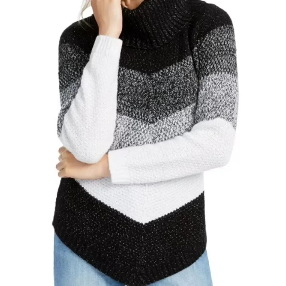 BRAND NEW BY&BY JUNIORS CHEVRON-STRIPE TURTLENECK SWEATERS BLACK MULTI
